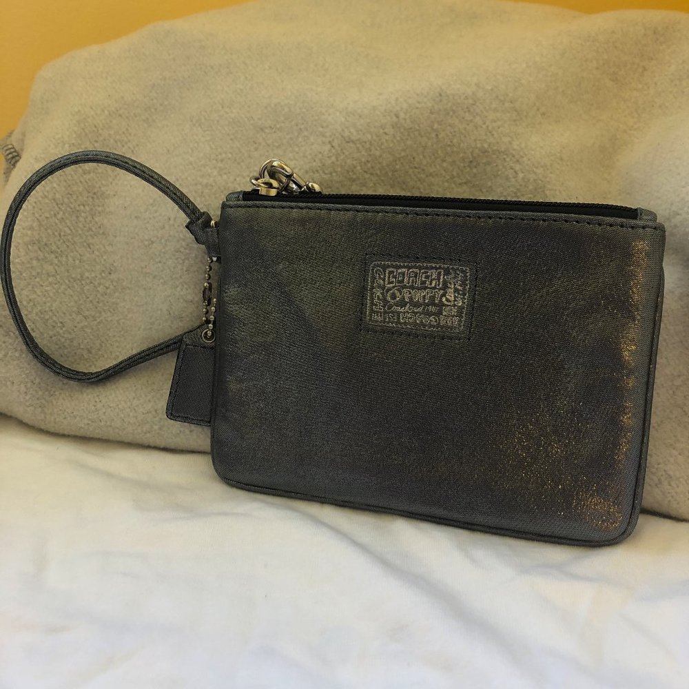 Coach Poppy Wristlet Changepurse Dark Steel NWOT